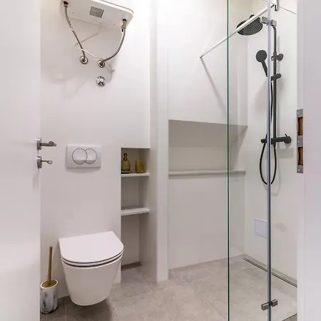 Beach Apartment 아파트 예세니체