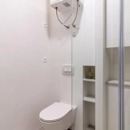 Beach Apartment 예세니체